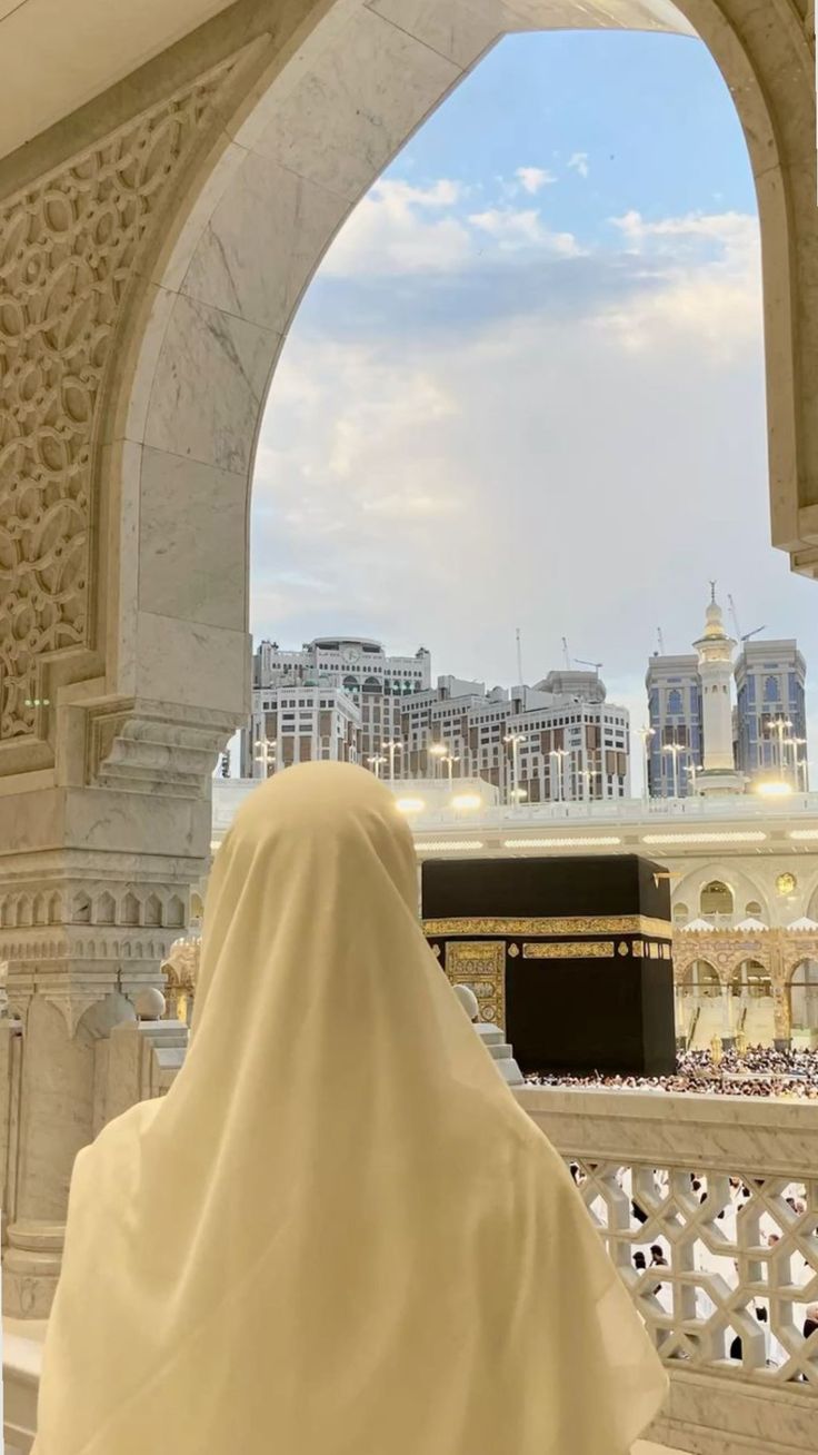 Mau Umroh Tapi Tidak Mau Ikut Rombongan? Ini Solusi Umroh Mandiri 2026